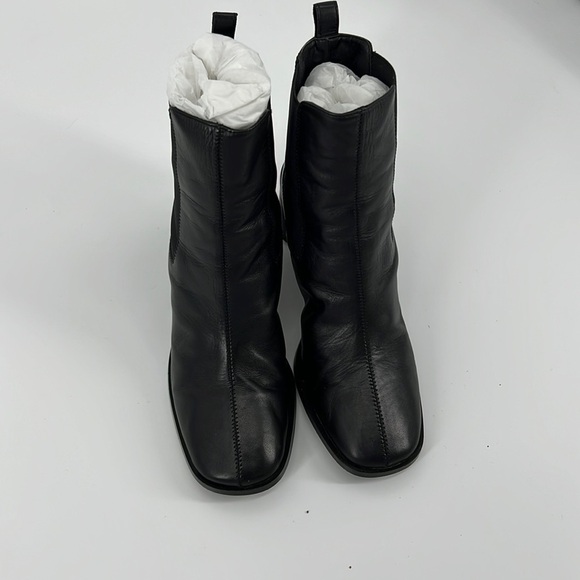 REVOLVE Saddie Gore Pull Tab Stacked Leather Bootie in Black Como Tony Bianco - Picture 2 of 6